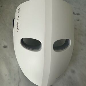 LIKE NEW TheraFace Mask Glo with Travel Case